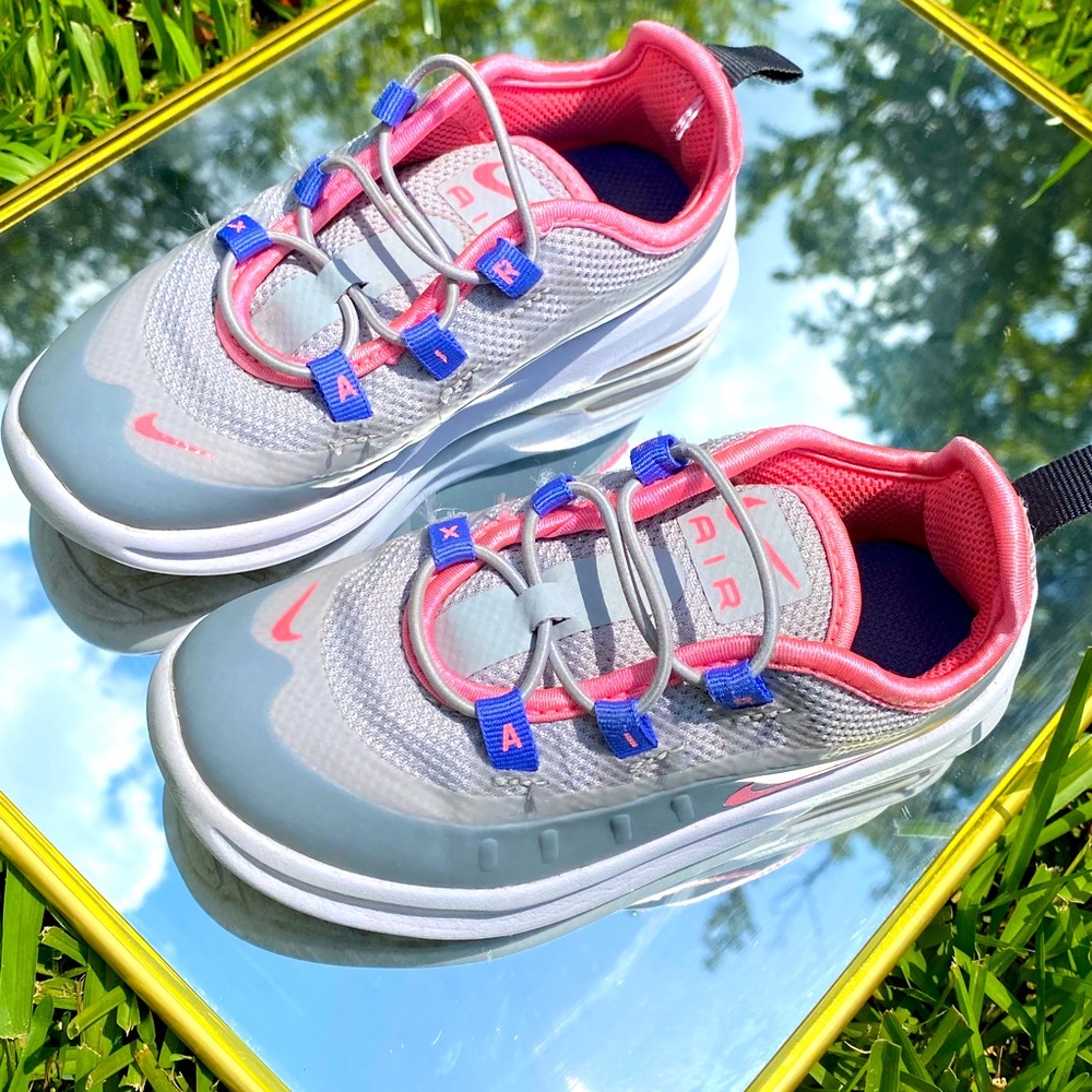 Toddler Nikes Shoes Size 9